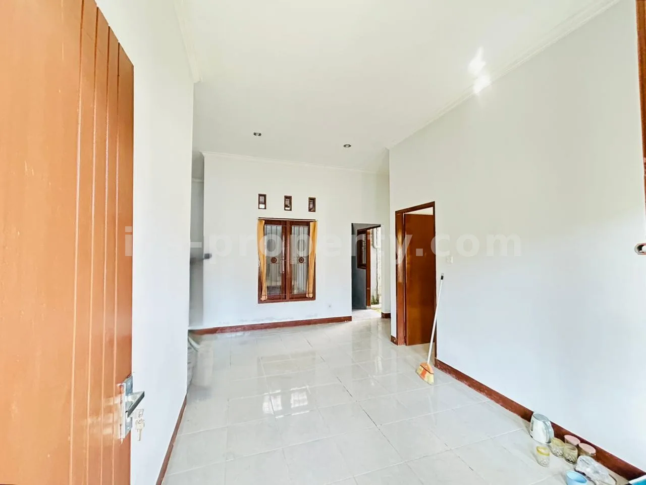 Rumah Keluarga Baru Direnovasi Dekat Jalan Adisucipto, Mataram - 1023 - 5