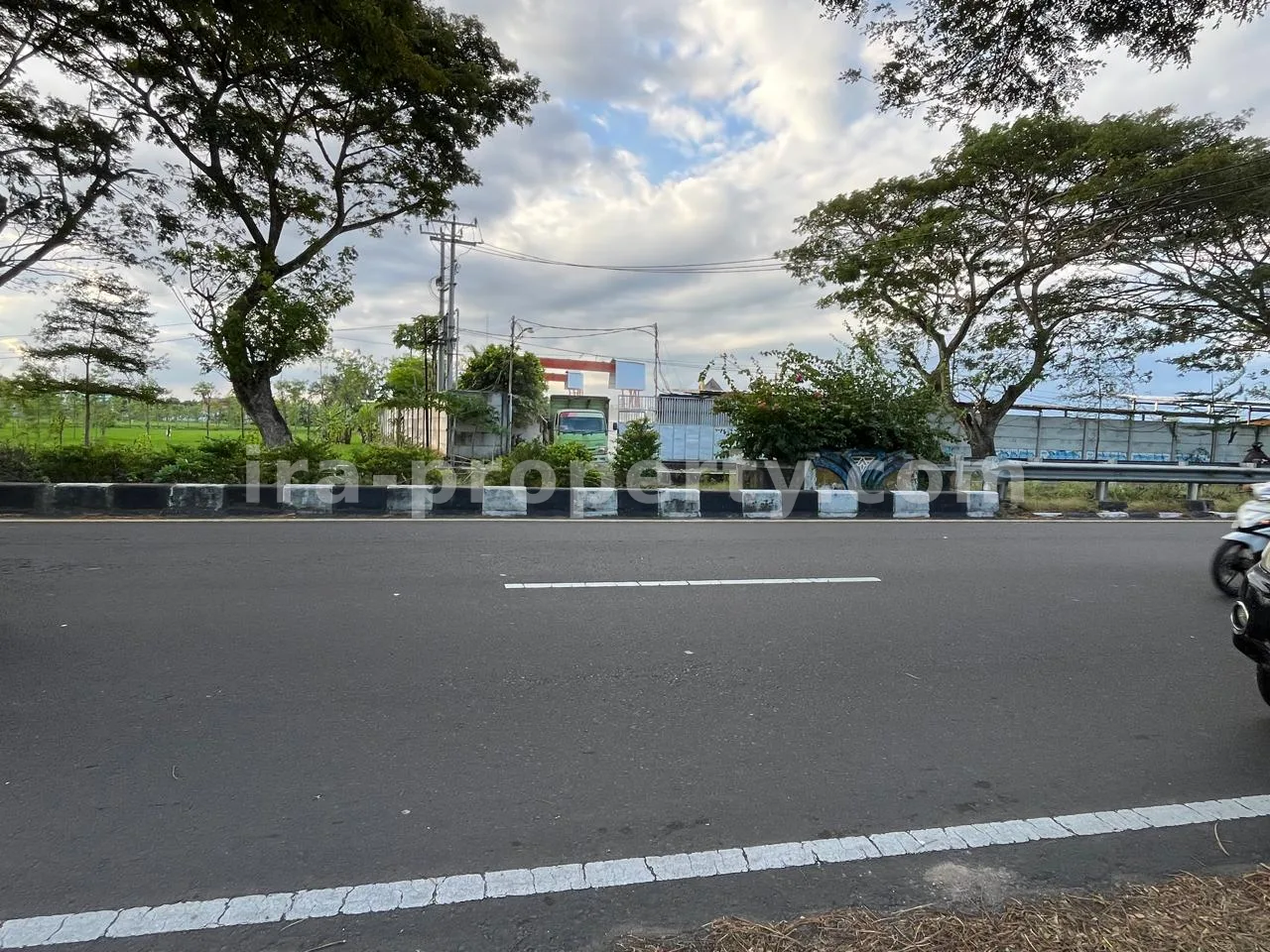 Tanah Komersial & Industri 1,05-Hektar – Depan Bypass Gerung-Kuripan, Lombok Barat - 422-2 - 3