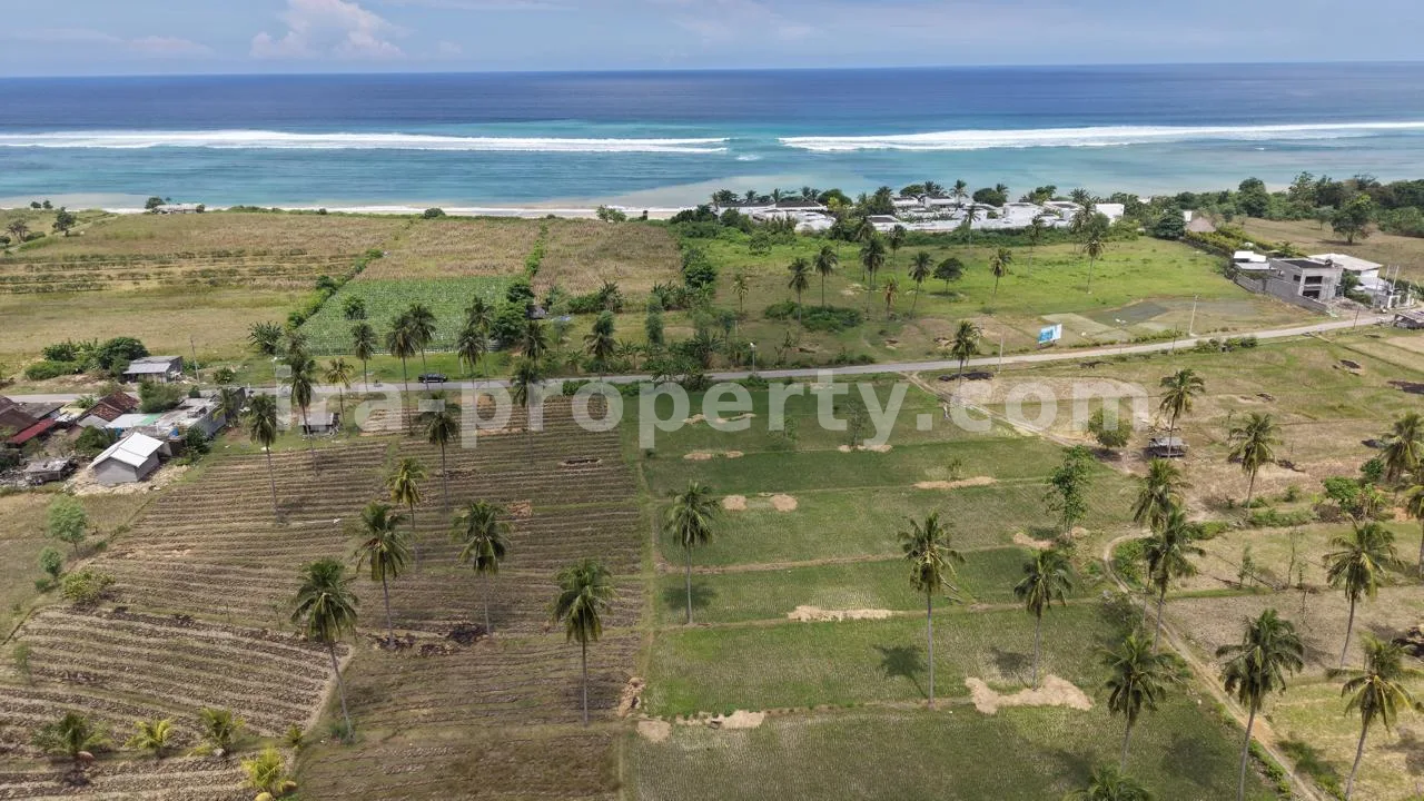 Prime Roadside Land Near White Sand Beach – Torok Aik Beleq, South Lombok - 550 - 9