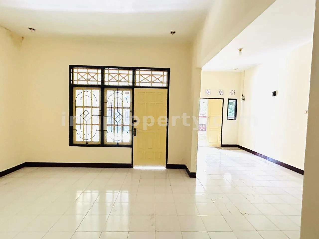 Rumah Keluarga 3 Kamar di Bumi Selaparang Asri, Rembiga - 1025 - 5