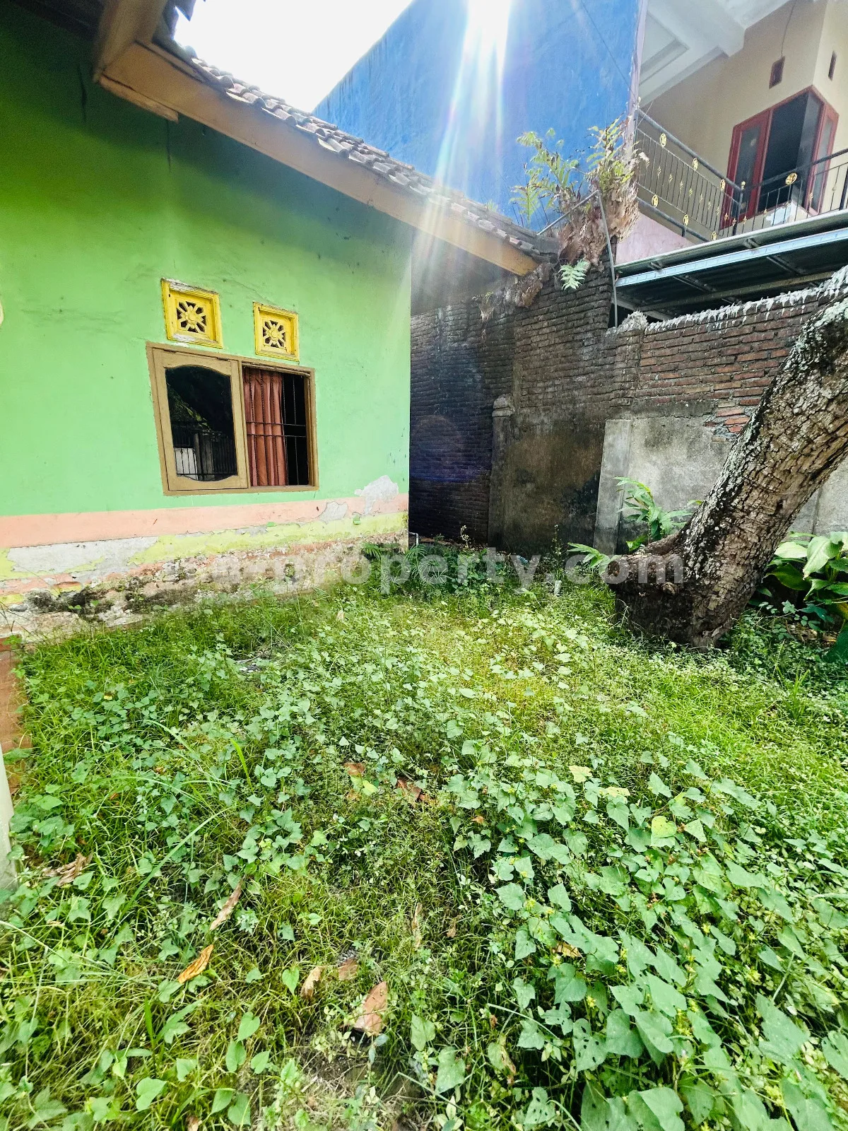 Rumah untuk Dijual di Jempong, Mataram – Peluang Investasi Asrama Terbaik - 1027 - 2