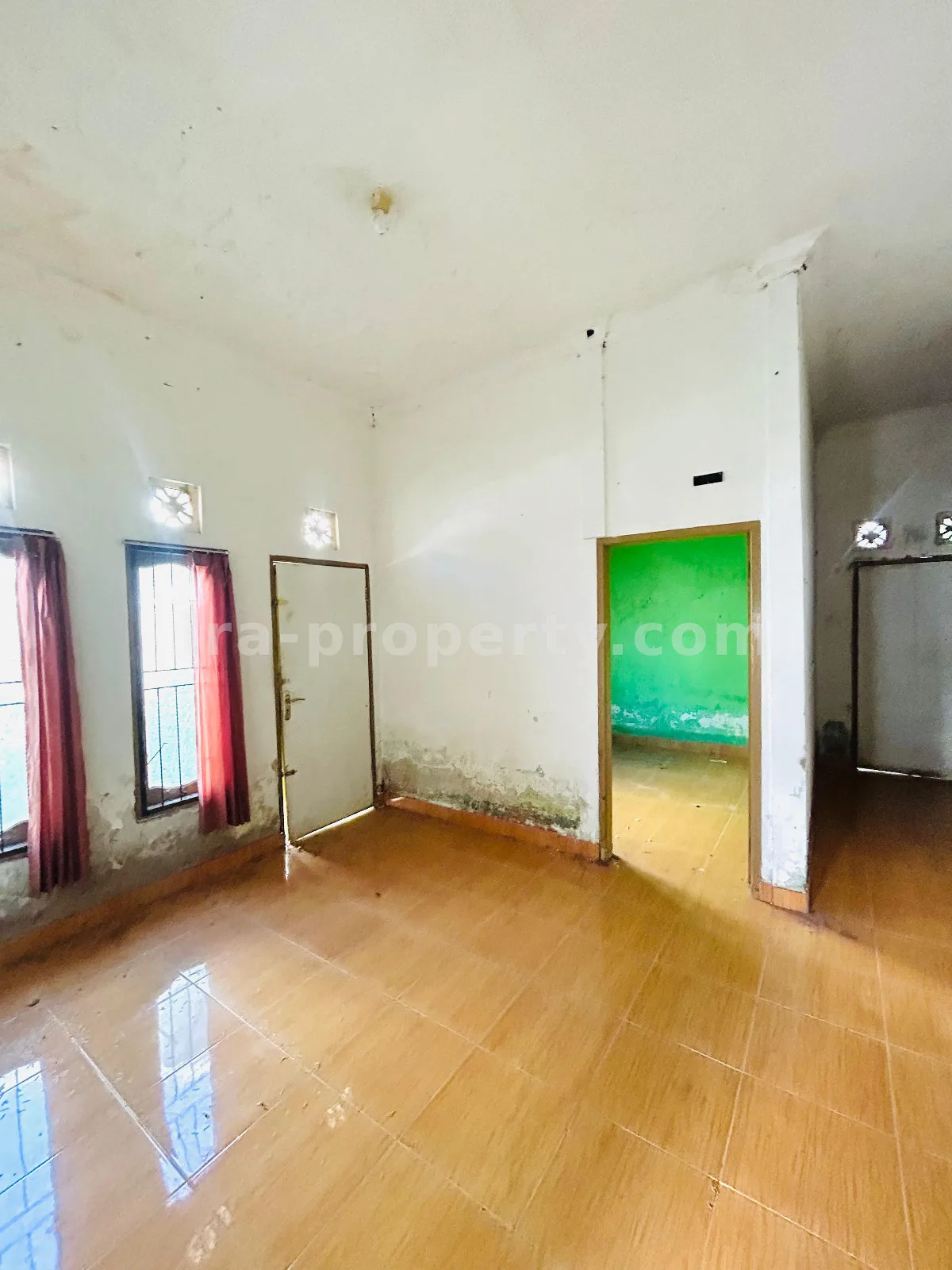 Rumah untuk Dijual di Jempong, Mataram – Peluang Investasi Asrama Terbaik - 1027 - 6