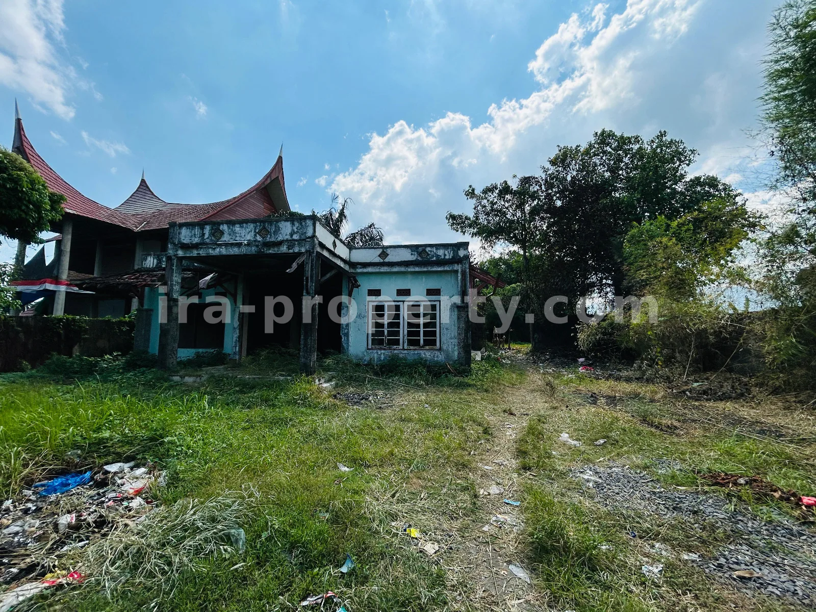 Commercial Land for Sale on Rembiga Main Road, Mataram – Prime Roadside Investment - 523 - 2