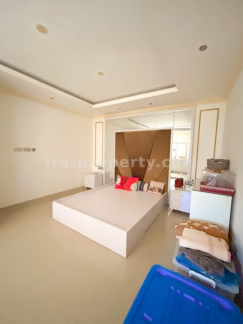 Rumah Hook 2 Lantai Strategis Dekat Jalan Langko, Mataram - 1031 - 12