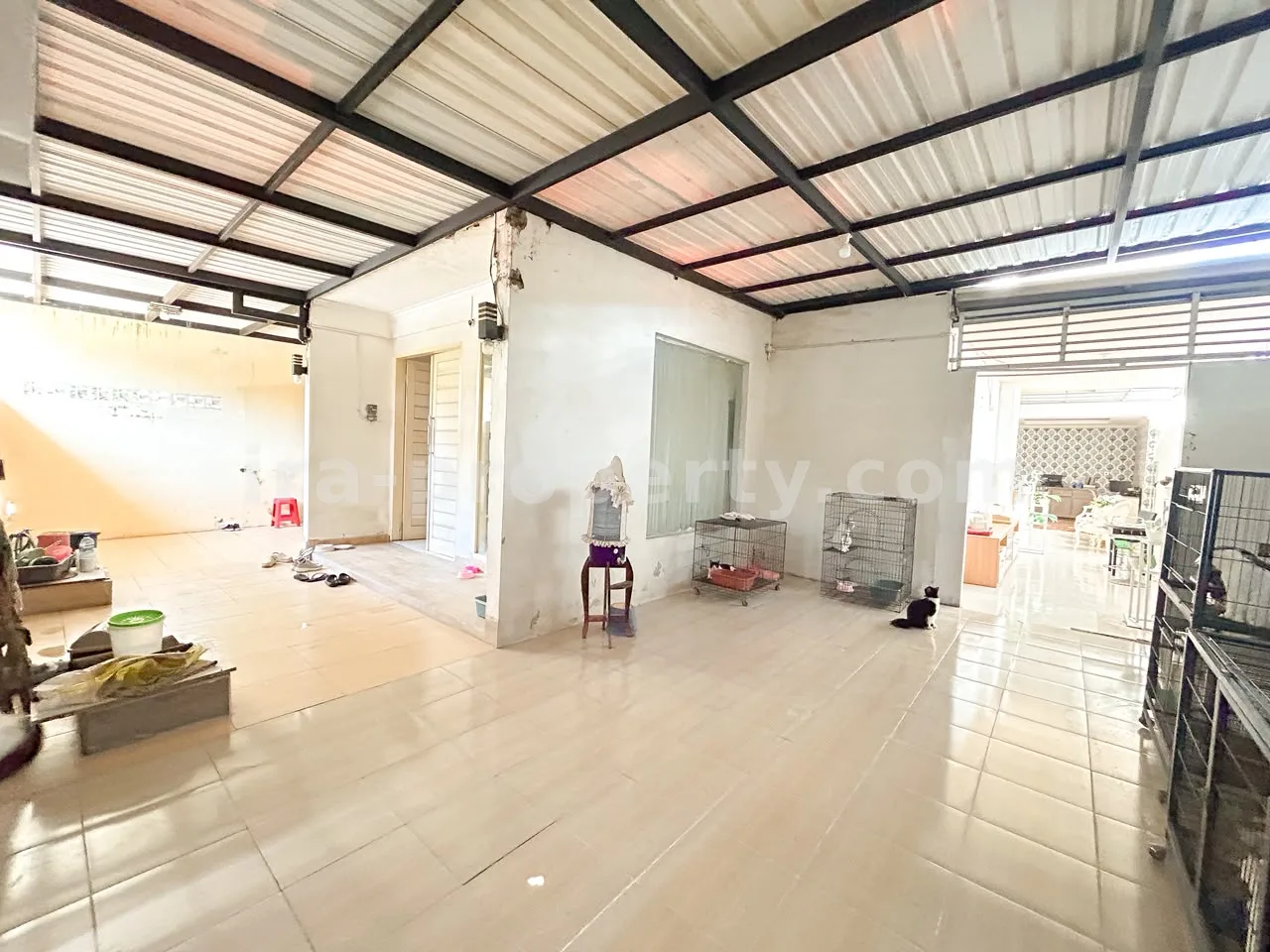 Rumah Hook 2 Lantai Strategis Dekat Jalan Langko, Mataram - 1031 - 2