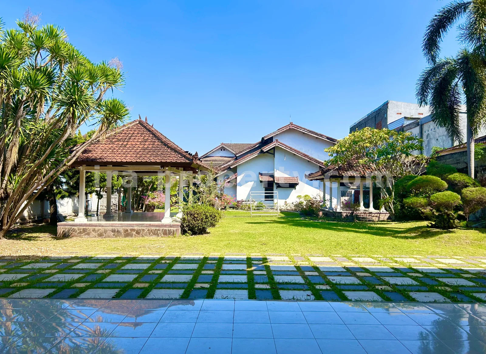 Rumah dan Tanah Premium di Dekat Lombok Epicentrum Mall - 1028 - 3