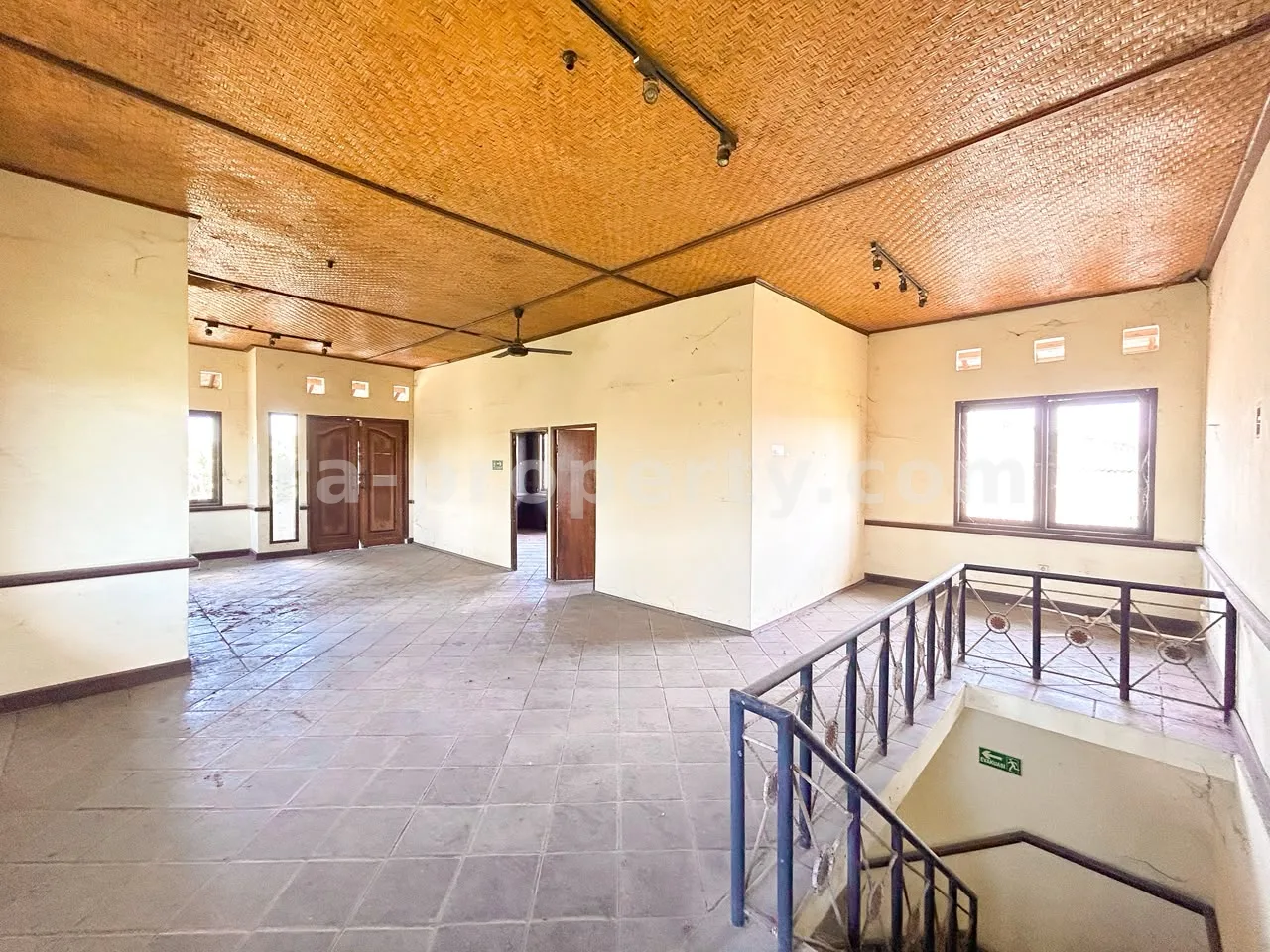 Warehouse & Office Complex for Sale in Banyumulek – Strategic Logistics Hub Near Mataram - 82 - 11