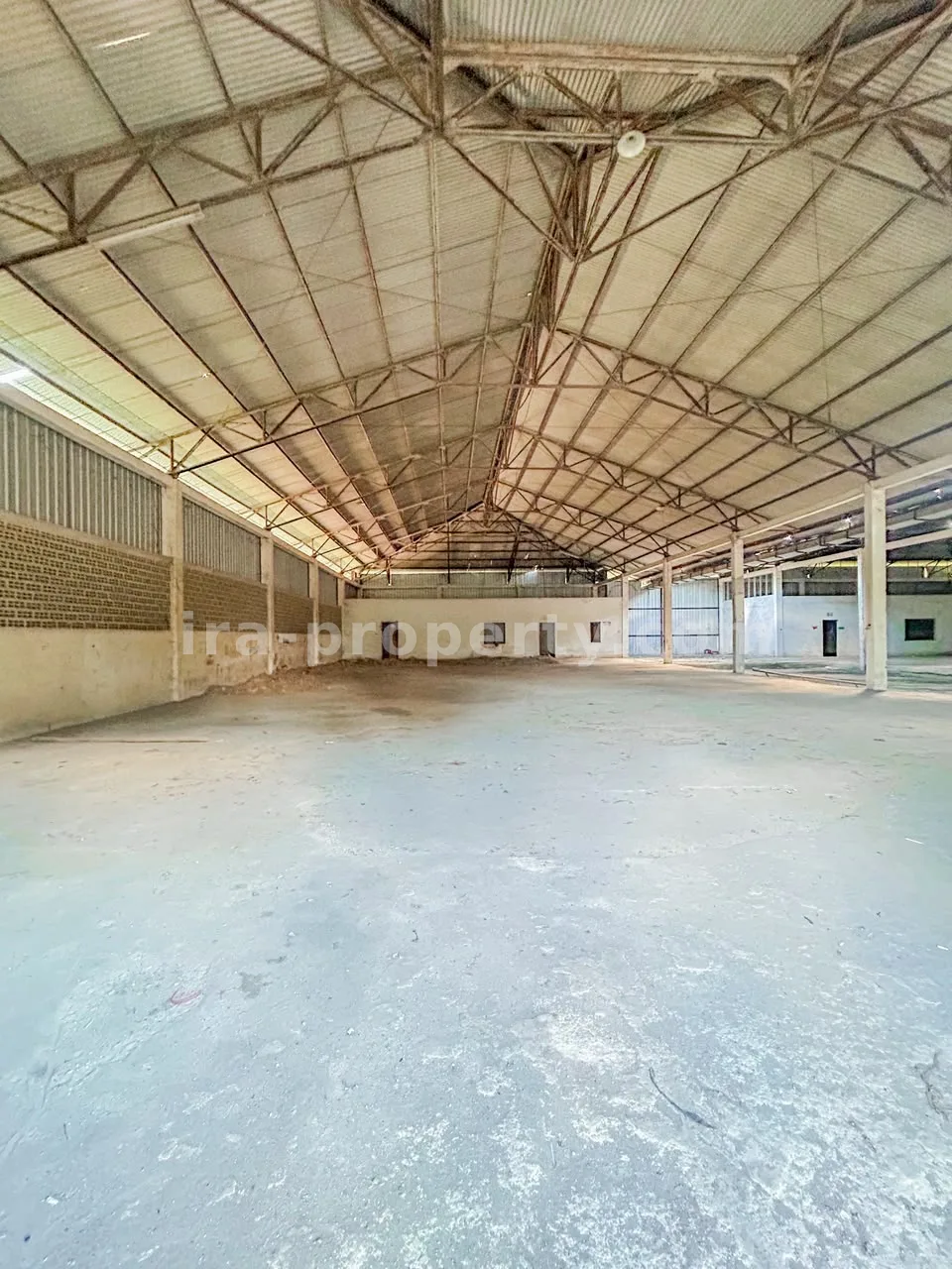 Warehouse & Office Complex for Sale in Banyumulek – Strategic Logistics Hub Near Mataram - 82 - 14