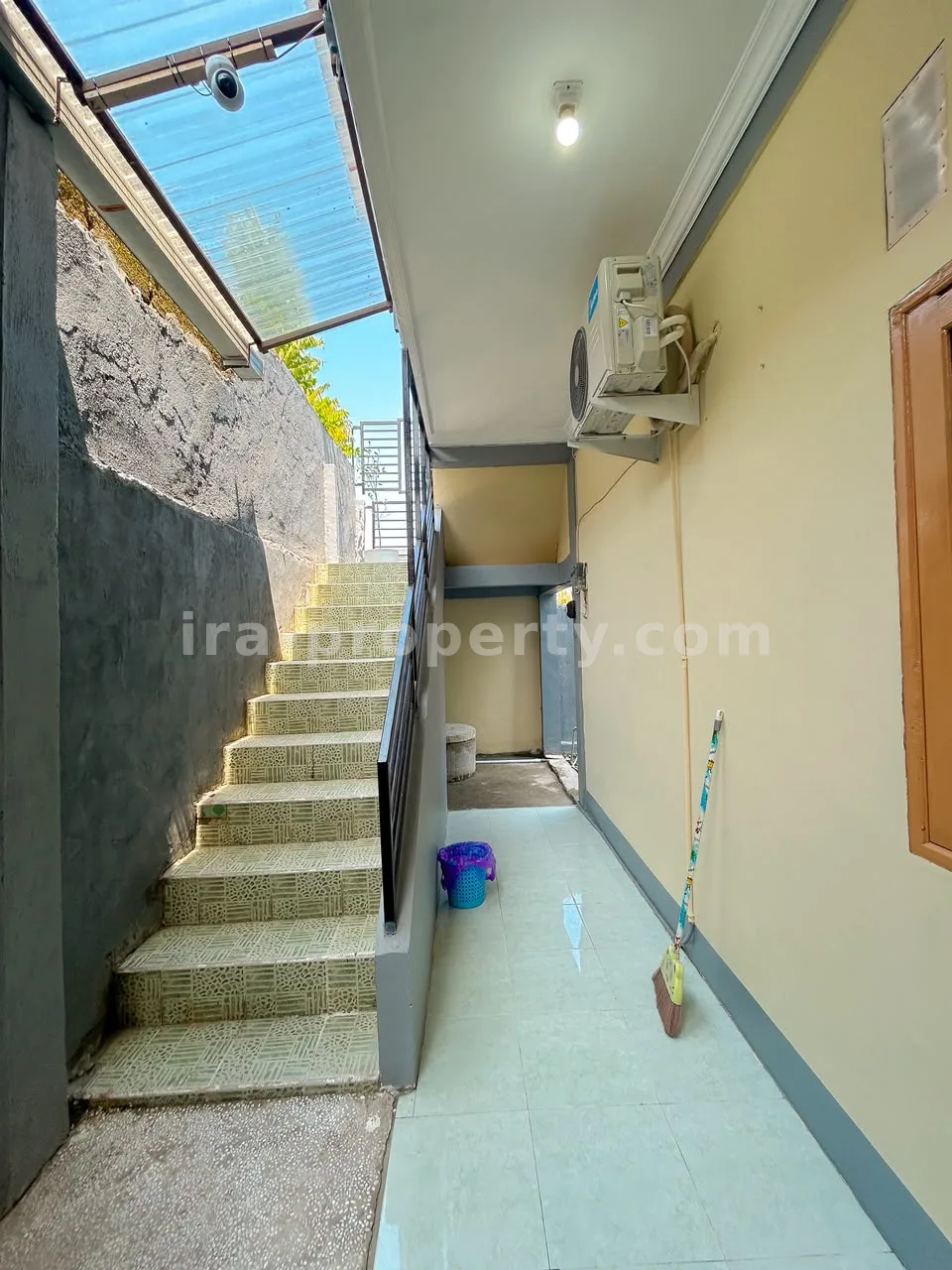 Kost 2 Lantai Siap Operasi di Batu Layar Dekat Senggigi - 1037 - 8