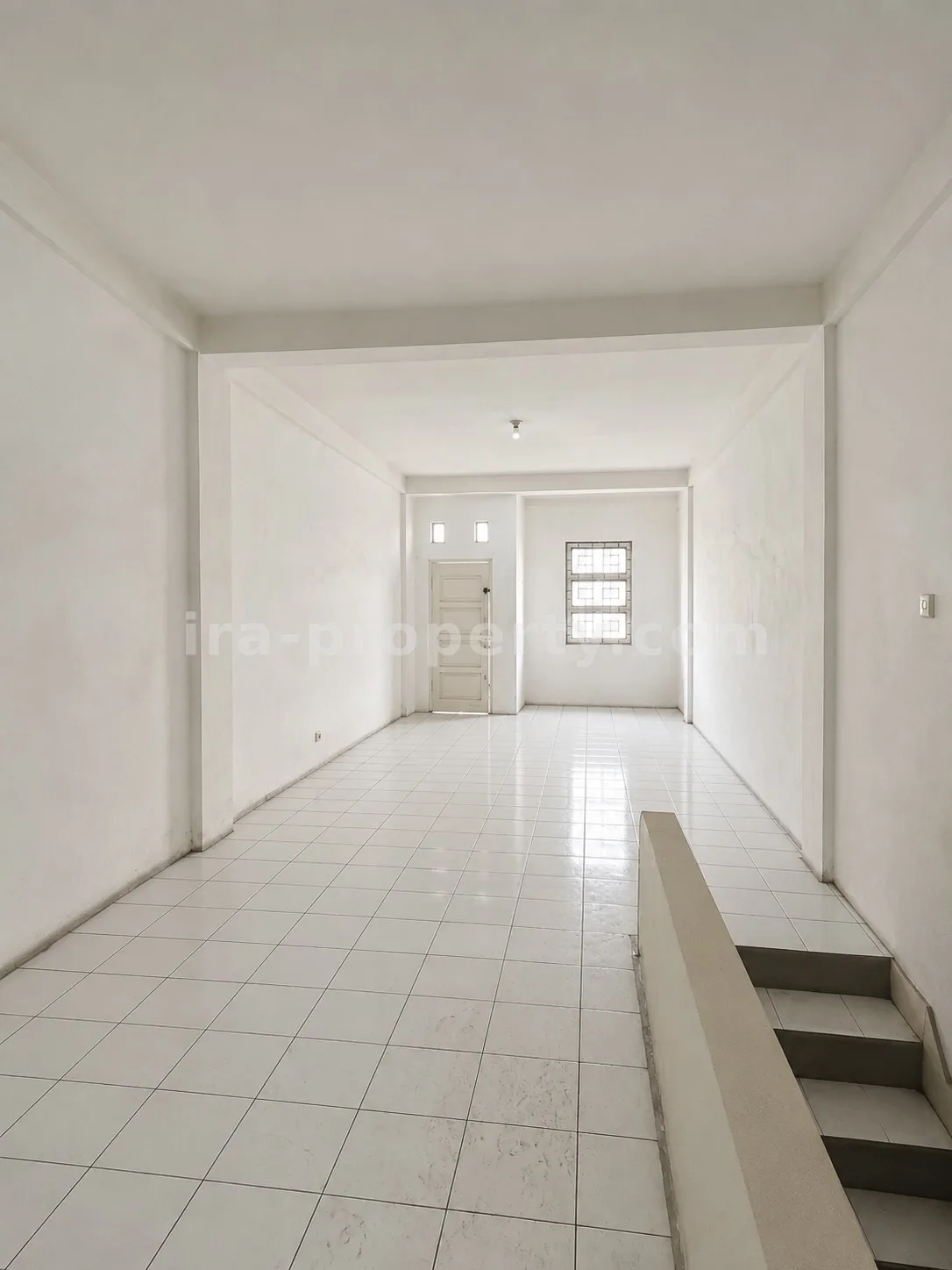 Ruko Terjangkau untuk Dijual Dekat Universitas Mataram – Lokasi Usaha Strategis - 189 - 8