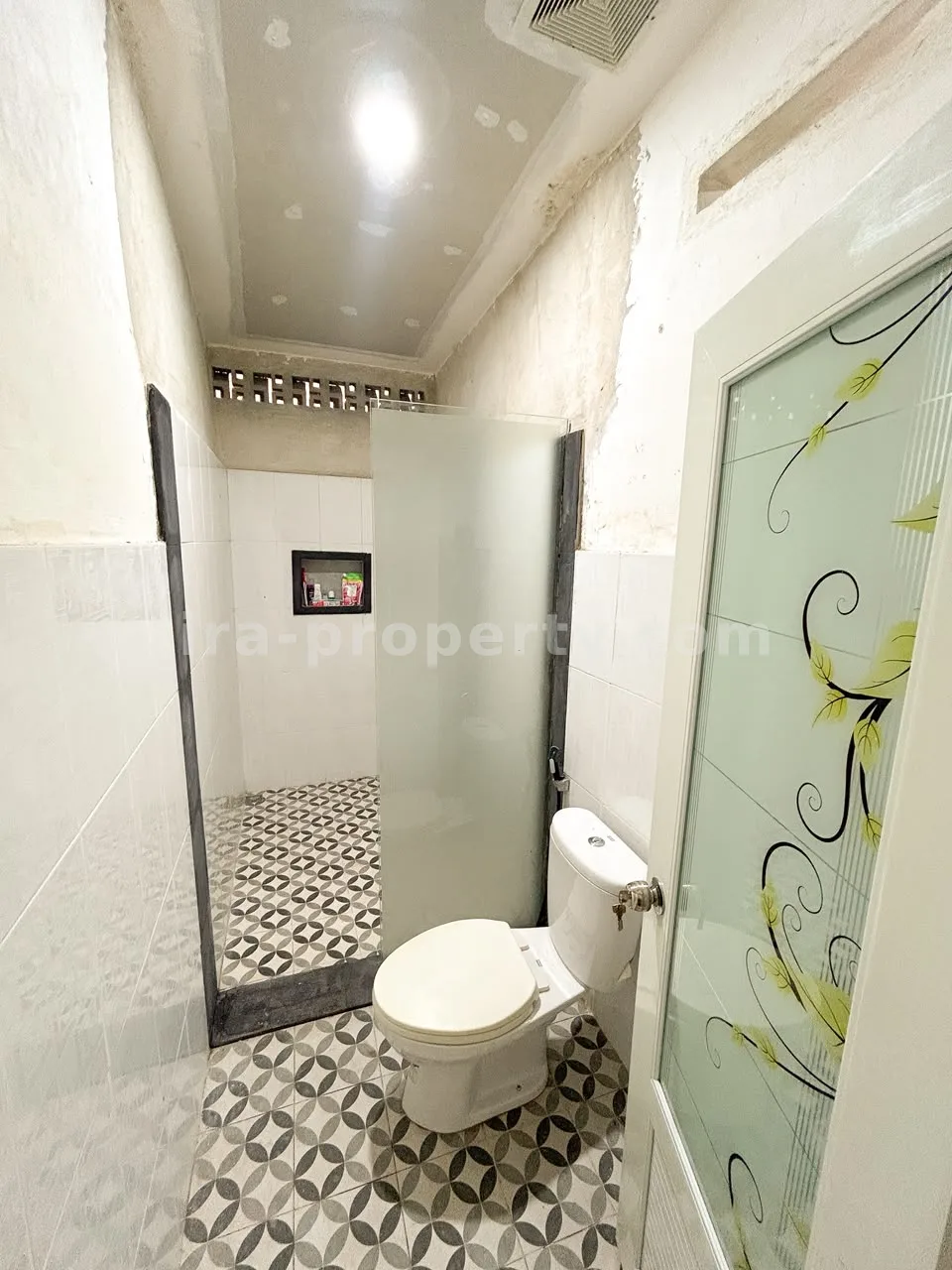 Rumah Dijual di Kompleks Perumahan Privat Dekat Rembiga, Mataram - 1038 - 12