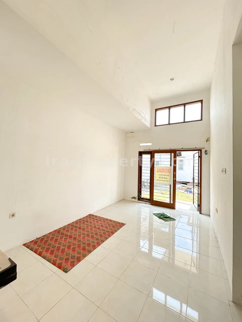Rumah Dijual di Kompleks Perumahan Privat Dekat Rembiga, Mataram - 1038 - 5
