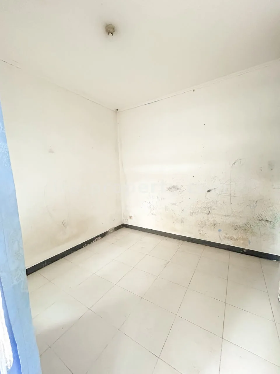 House with Commercial Space for Sale in Taman Baru, Mataram – Near Epicentrum Mall - 1033 - 12