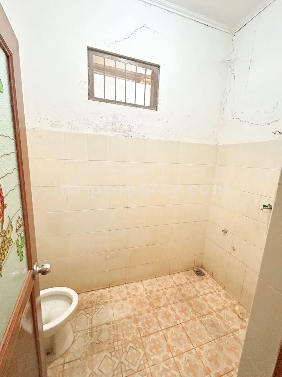 House with Commercial Space for Sale in Taman Baru, Mataram – Near Epicentrum Mall - 1033 - 8