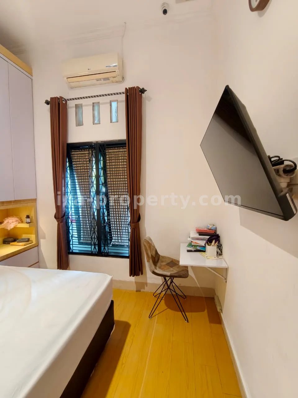 Luxury Villa-Style House for Sale in Pagutan, Mataram – Premium Fully Furnished Residence - 1034 - 2