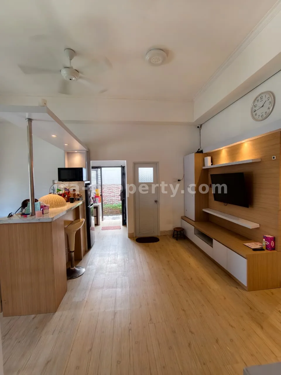 Luxury Villa-Style House for Sale in Pagutan, Mataram – Premium Fully Furnished Residence - 1034 - 8