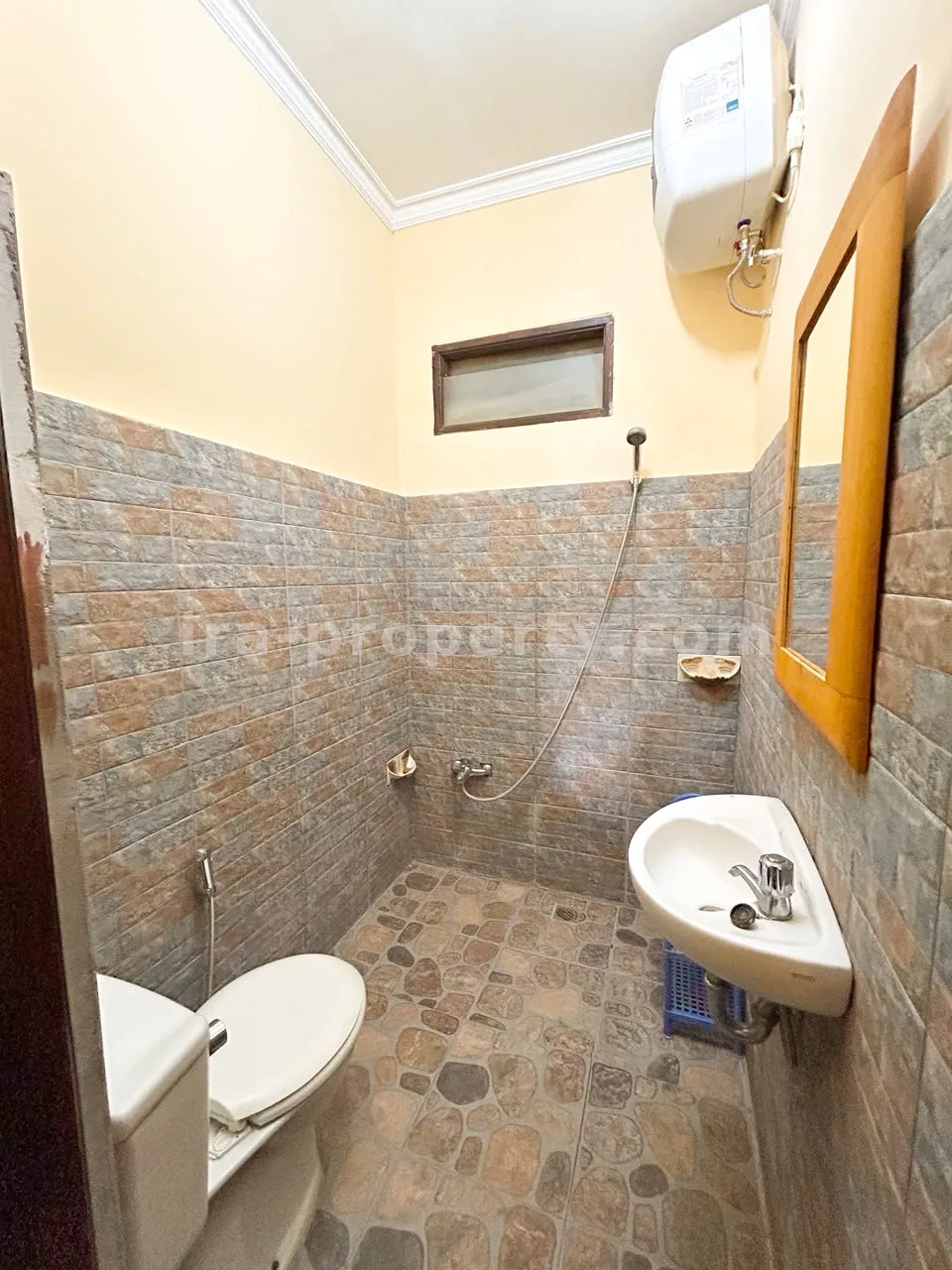 Rumah Gaya Vila untuk Dijual di Green Valley Senggigi – Kolam Renang Pribadi & Hunian Tropis - 453-2 - 4