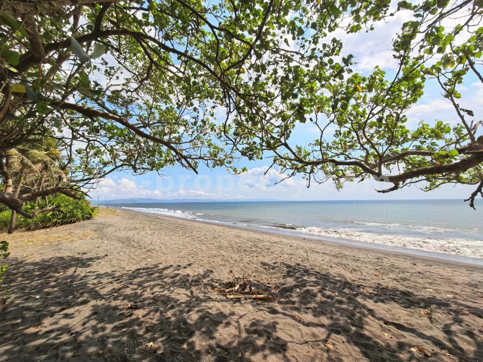 Beachfront Land for Sale in Kuranji, West Lombok - 426 - 10
