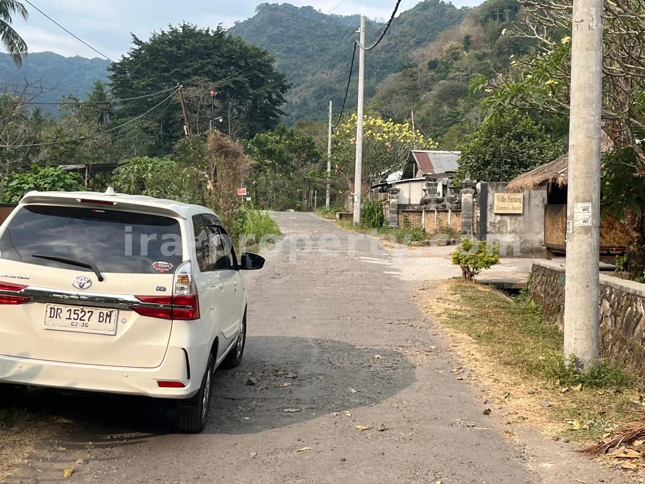 Tanah Perbukitan Strategis di Kerandangan Dekat Senggigi - 406-2 - 2