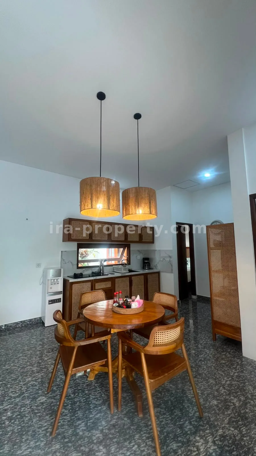 Villa dengan Kolam Renang Pribadi di Gunung Sari, Lombok Barat - 456 - 12
