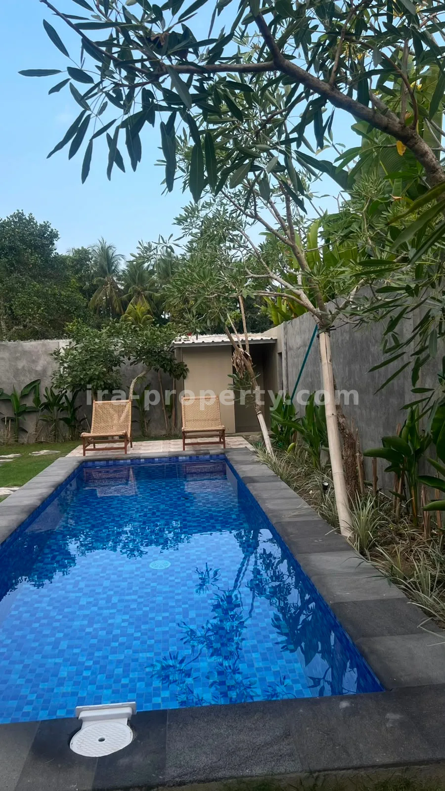 Villa dengan Kolam Renang Pribadi di Gunung Sari, Lombok Barat - 456 - 8