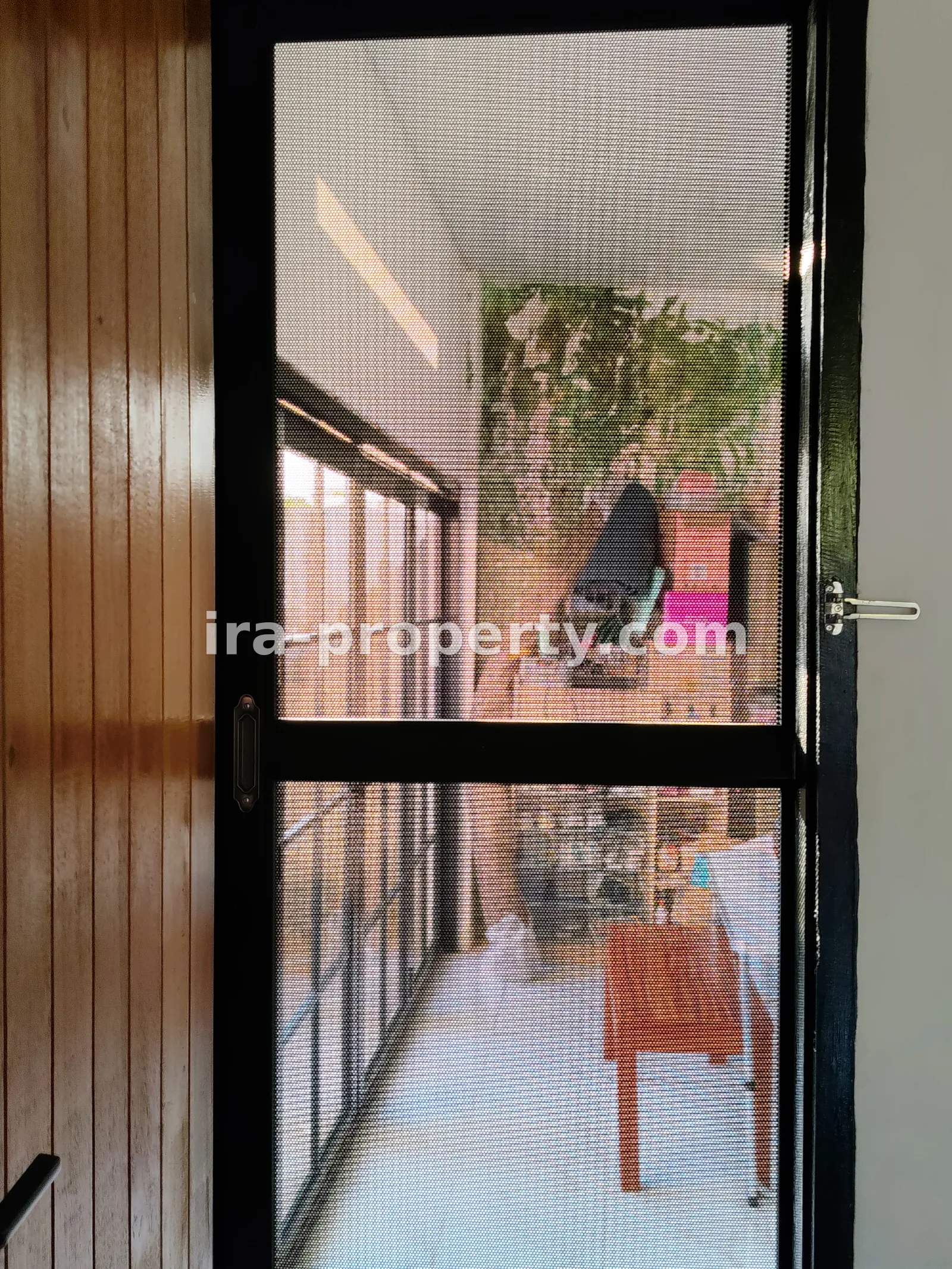Rumah di kompleks perumahan Leneng Praya Lombok tengah - 98 - 10