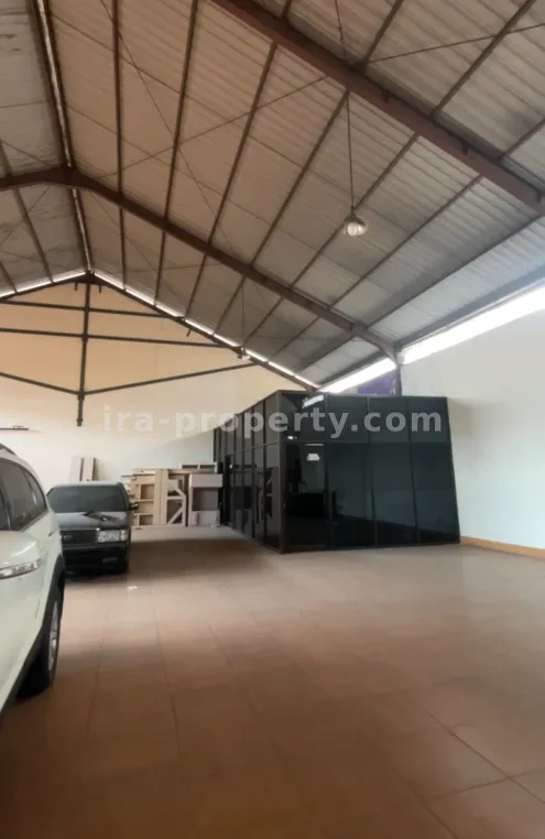 Showroom, Ruko & Gudang untuk Dijual di Cakranegara, Mataram - 194 - 16