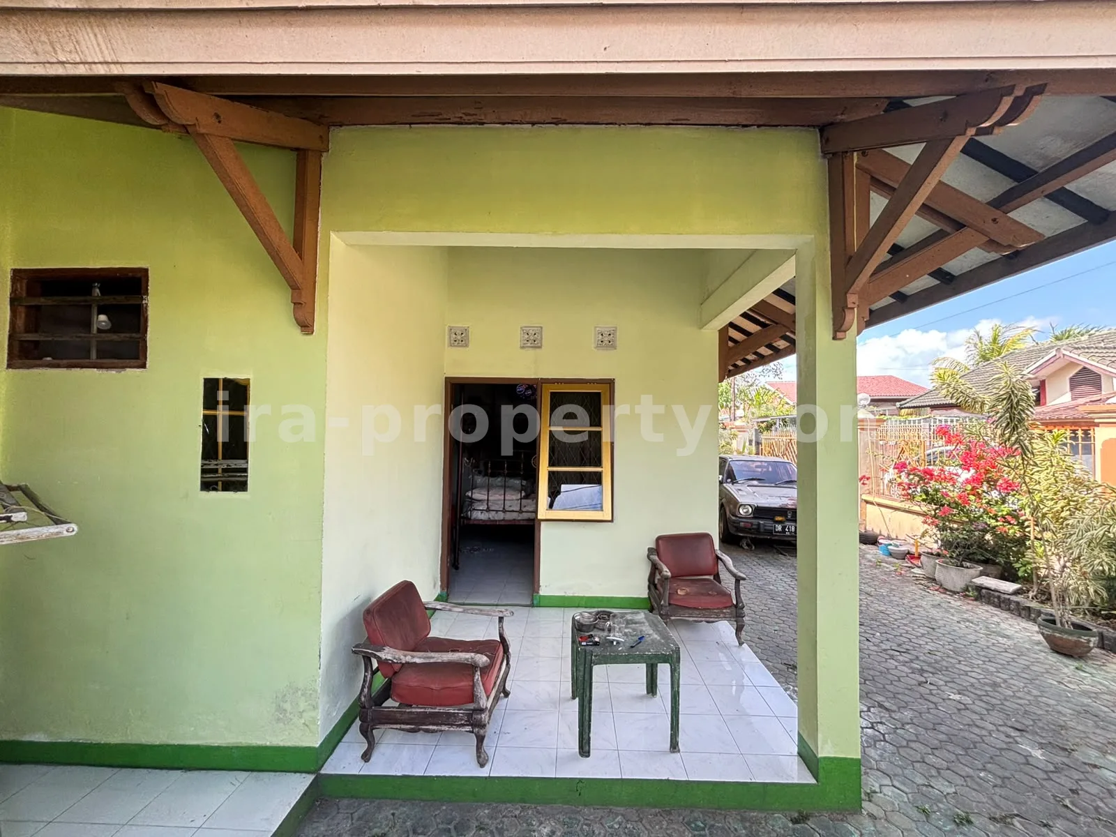 Rumah Luas untuk Dijual di Montong Batu Layar, Lombok Barat - 1040 - 2