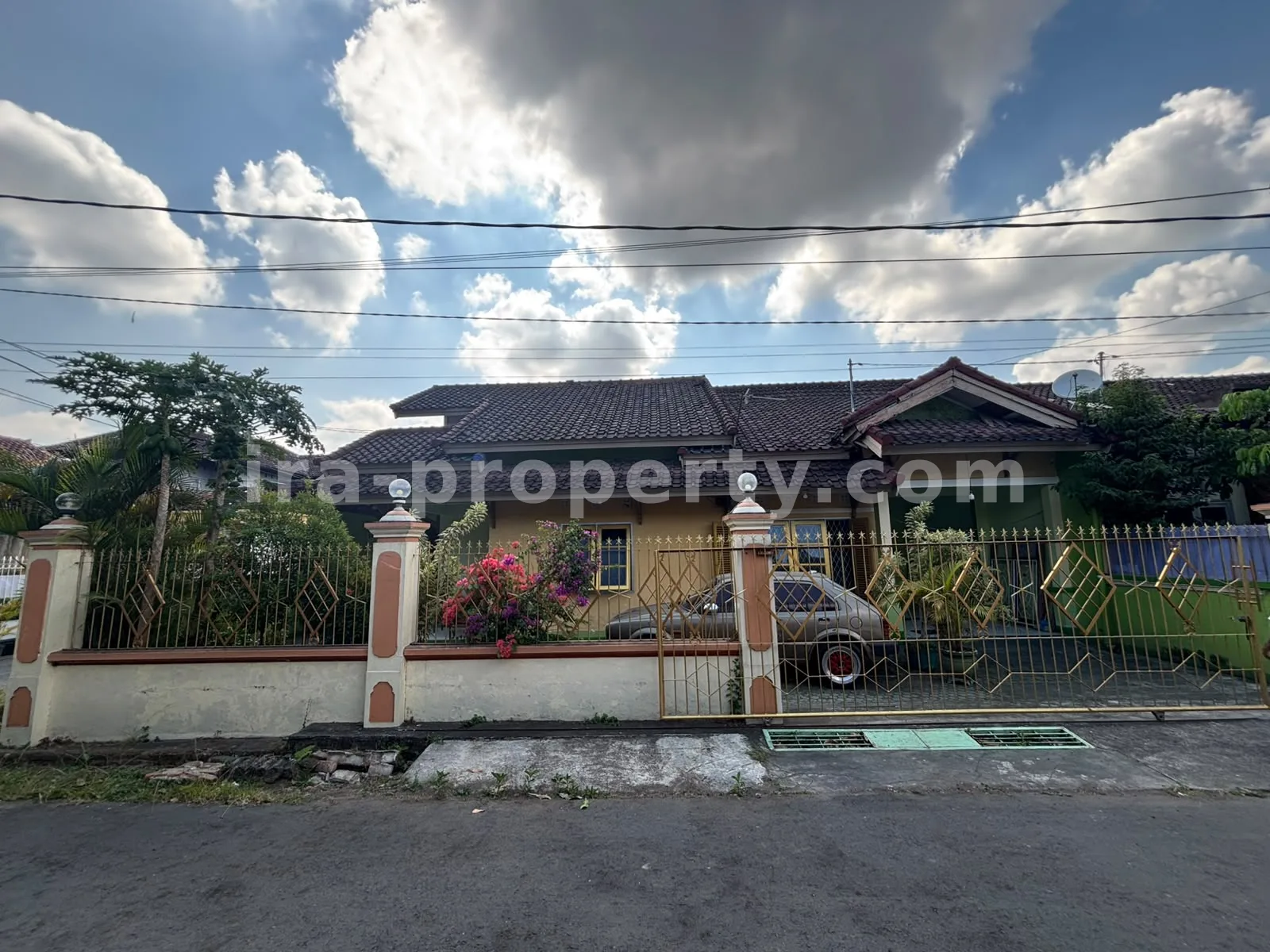 Rumah Luas untuk Dijual di Montong Batu Layar, Lombok Barat - 1040 - 4