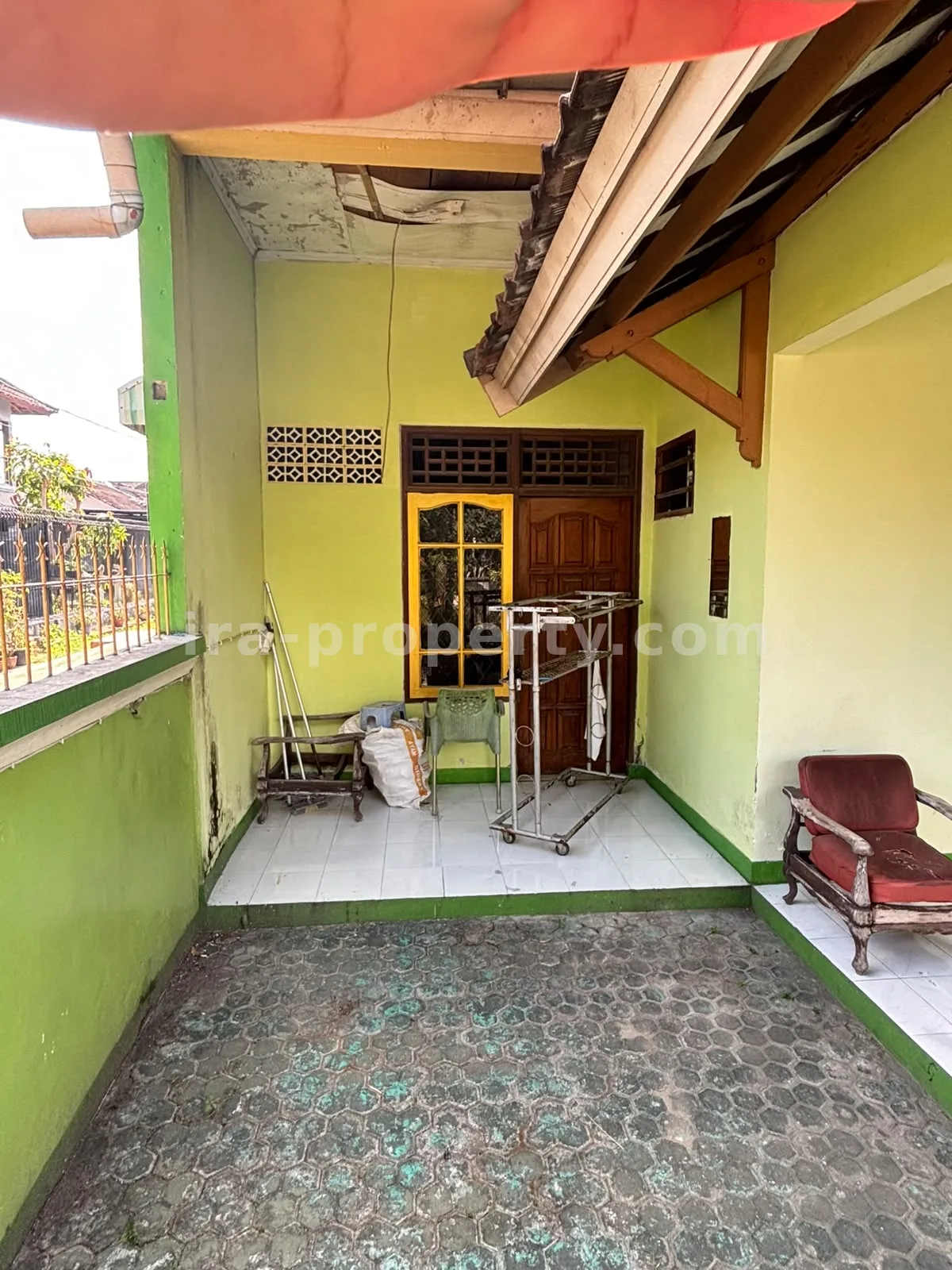 Rumah Luas untuk Dijual di Montong Batu Layar, Lombok Barat - 1040 - 9