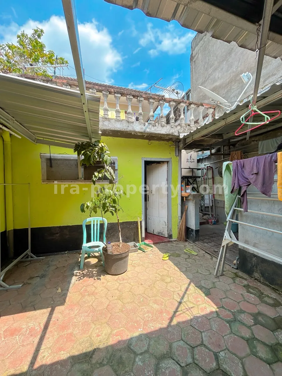 Rumah Strategis Dijual di Dasan Agung, Mataram - 1041 - 9