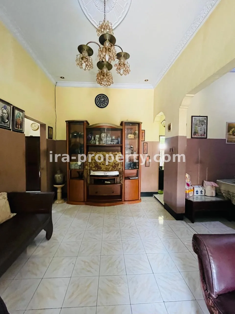 Prestigious Family Home in Taman Indah – Directly Opposite Lombok Epicentrum Mall - 1020 - 7