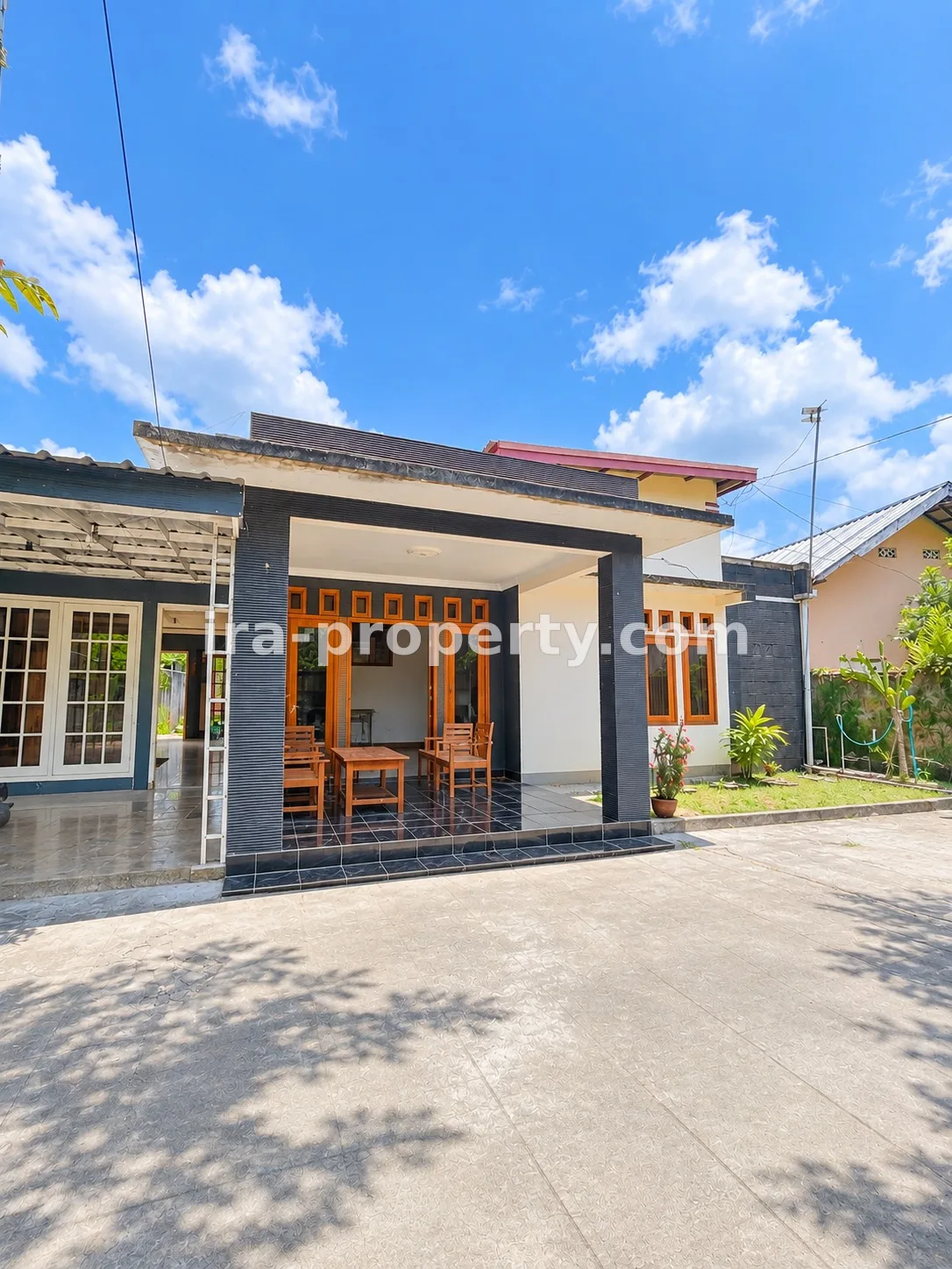 House on Gunung Sari Lombok West Road - 1053 - 1