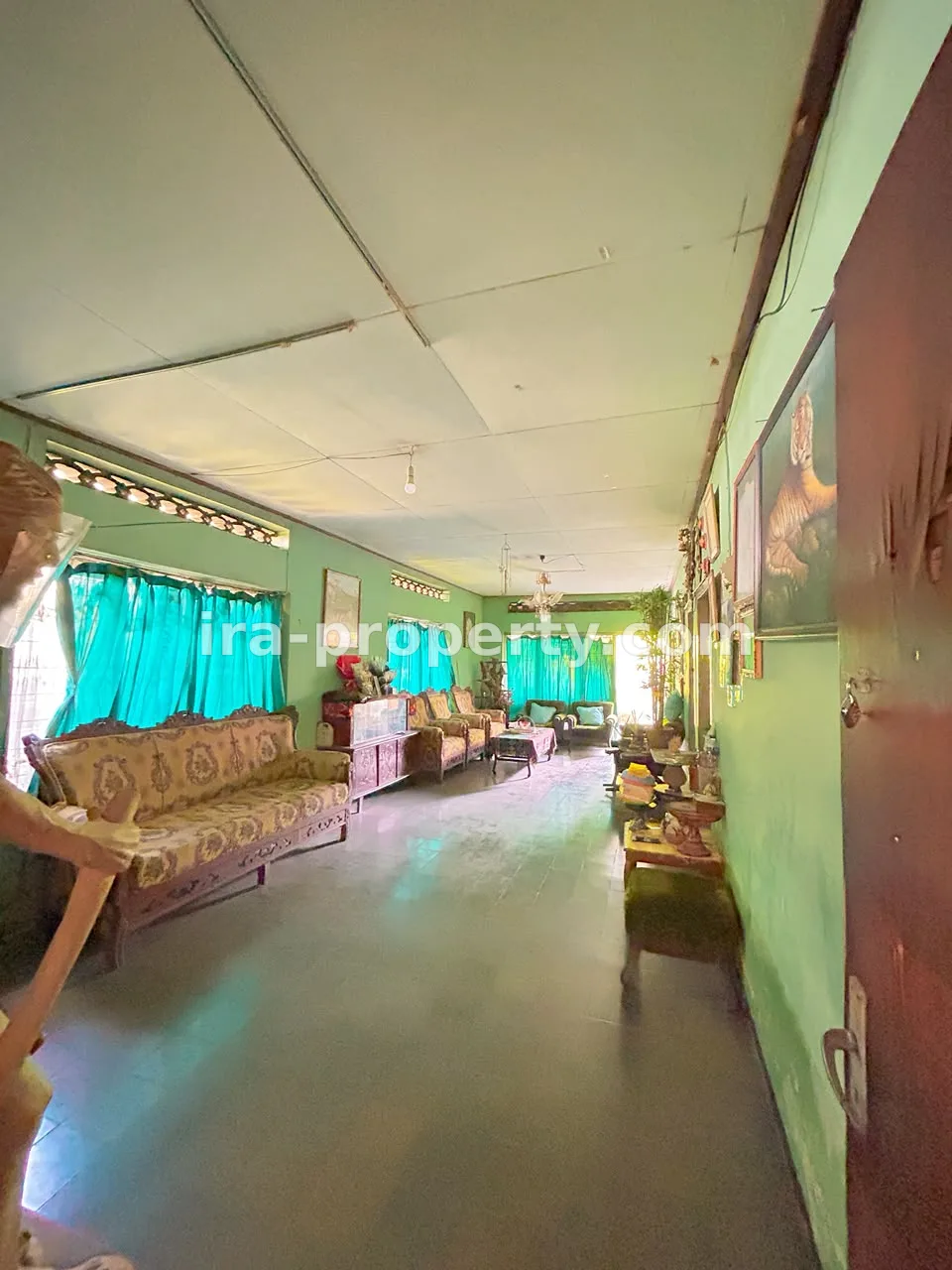 House for sale near Catur Street, Warga Mataram neighborhood - 1049 - 11