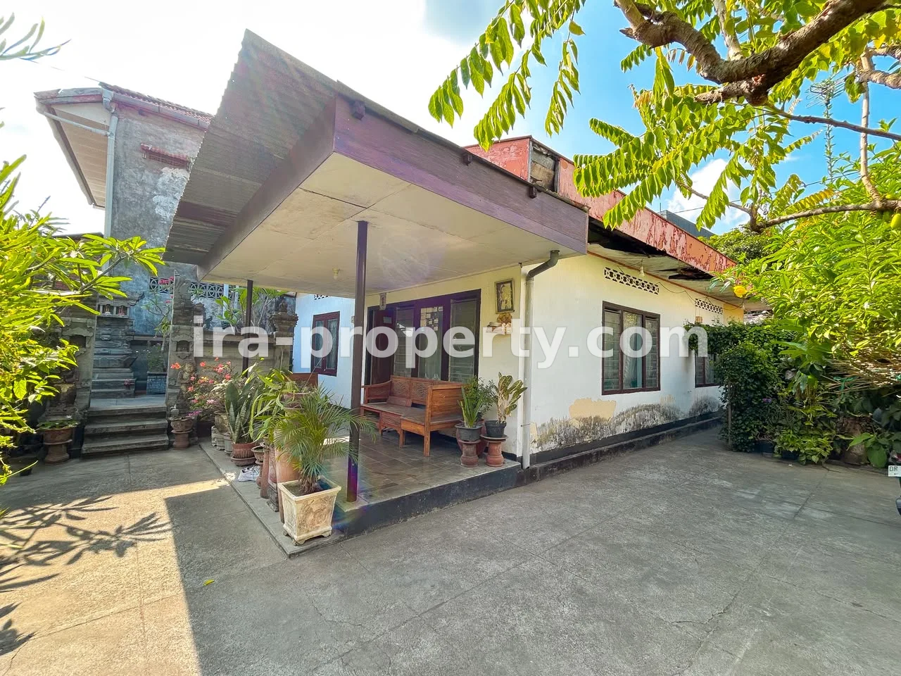House for sale near Catur Street, Warga Mataram neighborhood - 1049 - 14