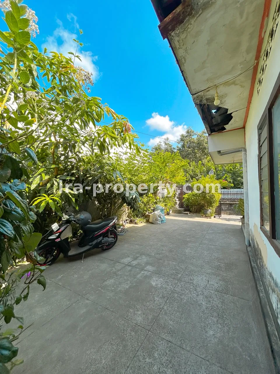 House for sale near Catur Street, Warga Mataram neighborhood - 1049 - 19