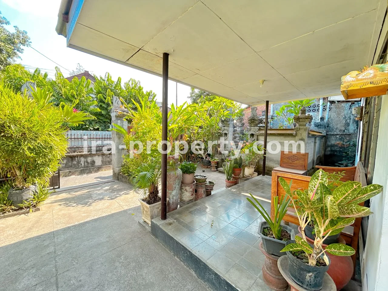 House · Mataram City · photo 4 of 21 House for sale near Catur Street, Warga Mataram neighborhood - 1049 - 4