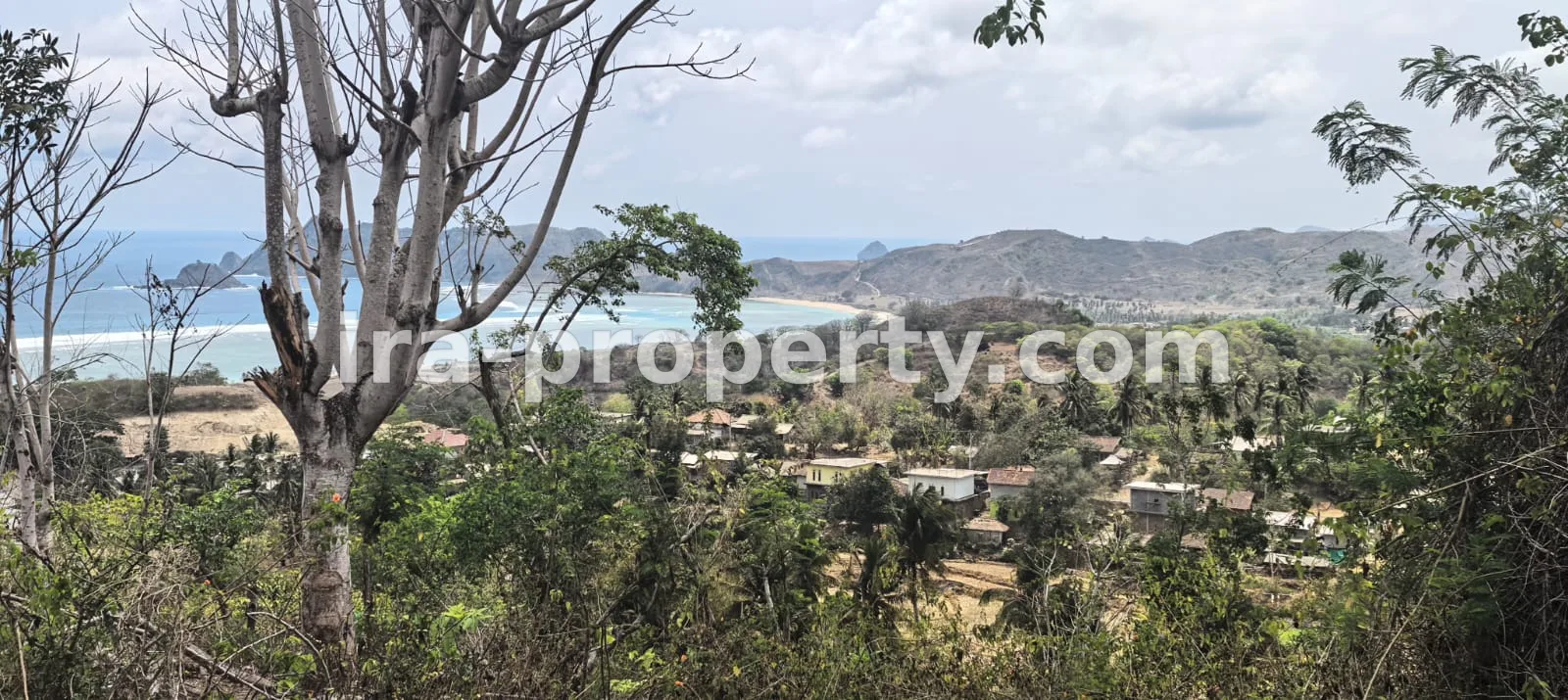 Tanah view laut di Pengantap Buwun mas dekat Samara - 562 - 18