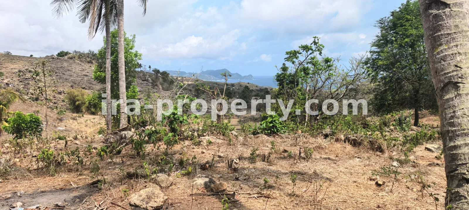 Tanah view laut di Pengantap Buwun mas dekat Samara - 562 - 19
